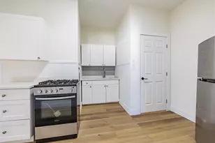 218 N Pinellas Ave, Tarpon Springs, FL 34689 - Photo 23