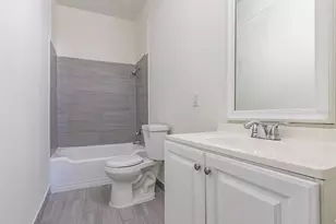 218 N Pinellas Ave, Tarpon Springs, FL 34689 - Photo 19