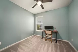 33410 Castaway Loop, Wesley Chapel, FL 33543 - Photo 21