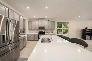 33410 Castaway Loop, Wesley Chapel, FL 33543 - Photo 13