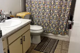 6312 Newtown Cir, Tampa, FL 33615 - Photo 5