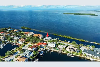 5791 Westshore Drive, New Port Richey, FL 34652 - Photo 15