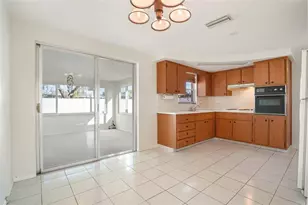 4853 Manor Dr, New Port Richey, FL 34652 - Photo 9