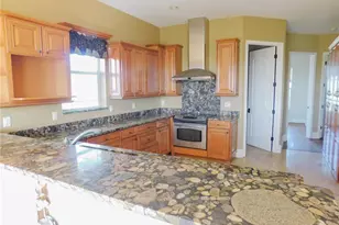 935 Bayshore Dr, Terra Ceia, FL 34250 - Photo 5