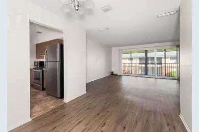 200 Country Club Drive #906, Largo, FL 33771 - Photo 7