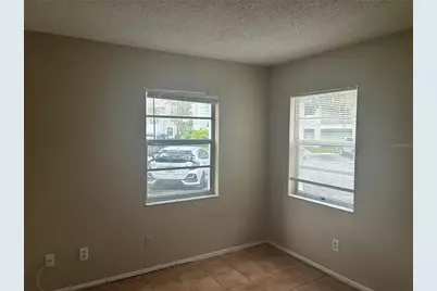 7193 E Bank Dr, Tampa, FL 33617 - Photo 11