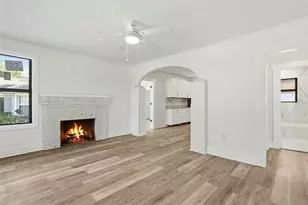 1326 13th Ave S, Saint Petersburg, FL 33705 - Photo 5