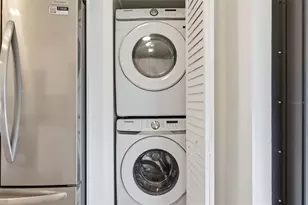 1326 13th Ave S, Saint Petersburg, FL 33705 - Photo 15