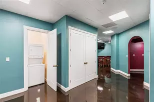 2115 Alexis Ct, Tarpon Springs, FL 34689 - Photo 85