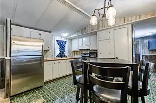 5248 Antigua Dr, Zephyrhills, FL 33541 - Photo 9