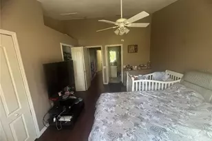 2454 Lake Woodberry Cir, Brandon, FL 33510 - Photo 11