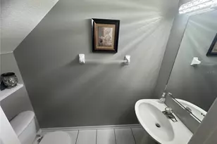 2454 Lake Woodberry Cir, Brandon, FL 33510 - Photo 7