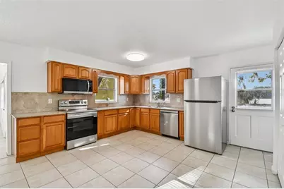 4601 River Hills Drive, Tampa, FL 33617 - Photo 7