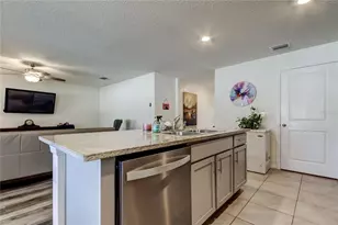 1905 Blue Strm St, Ruskin, FL 33570 - Photo 21