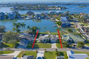 402 Harbor View Ln, Largo, FL 33770 - Photo 1