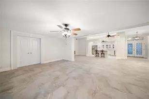 402 Harbor View Ln, Largo, FL 33770 - Photo 25