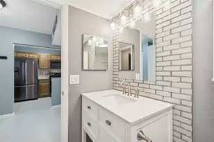 2051 Skimmer Ct W, Clearwater, FL 33762 - Photo 39