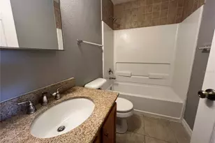 1509 Water Terrace Ln, Brandon, FL 33511 - Photo 11