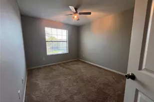 1509 Water Terrace Ln, Brandon, FL 33511 - Photo 9