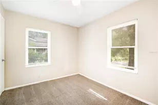 708 E Brawin Ave, Tampa, FL 33612 - Photo 7