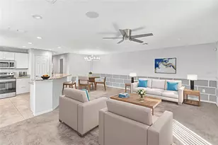 7215 Sterling Point Ct, Gibsonton, FL 33534 - Photo 3