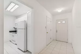 3733 W Cass St, Tampa, FL 33609 - Photo 3