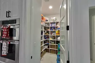 10112 Judy Rd, Dover, FL 33527 - Photo 17