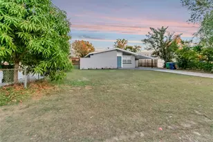 10913 N 14th St, Tampa, FL 33612 - Photo 3