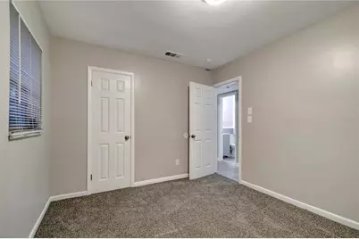10913 N 14th Street, Tampa, FL 33612 - Photo 21