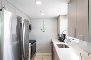 6020 Midnight Pass Rd, Sarasota, FL 34242 - Photo 7