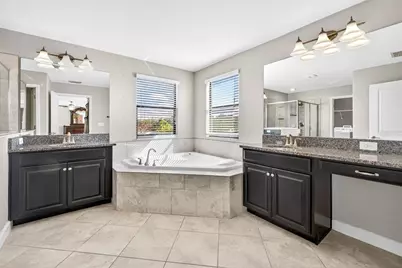 9906 Victory Gallop Loop, Ruskin, FL 33573 - Photo 9