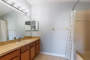 1040 Sleepy Oak Dr, Wesley Chapel, FL 33543 - Photo 33