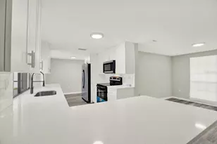 3349 Overland Dr, Holiday, FL 34691 - Photo 7