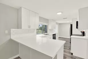 3349 Overland Dr, Holiday, FL 34691 - Photo 7