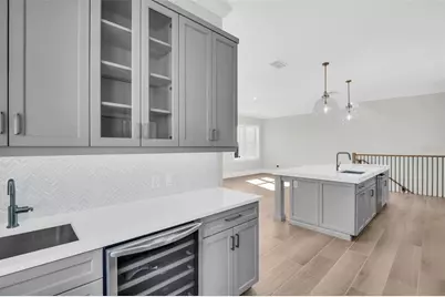 187 145th Avenue E #4, Saint Petersburg, FL 33708 - Photo 13