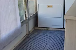 202 Bedford Trail, Sun City Center, FL 33573 - Photo 11