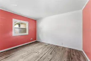 8010 Riverview Dr, Riverview, FL 33578 - Photo 19