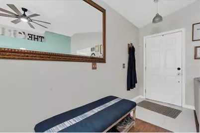 8729 Morrison Oaks Court, Temple Terrace, FL 33637 - Photo 3