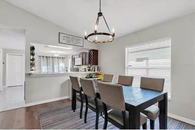 8729 Morrison Oaks Court, Temple Terrace, FL 33637 - Photo 9