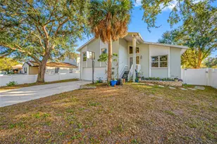 756 61st Ave NE, Saint Petersburg, FL 33703 - Photo 71