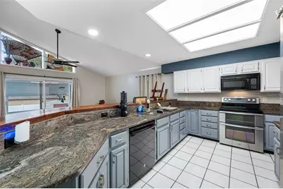 756 61st Avenue NE, Saint Petersburg, FL 33703 - Photo 13