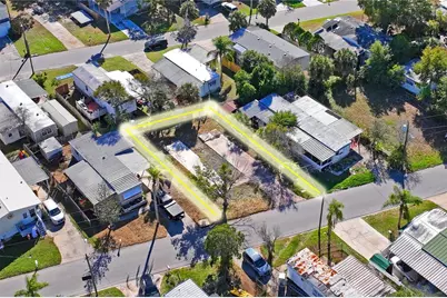 736 Driftwood Lane, Tarpon Springs, FL 34689 - Photo 5