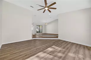 511 Sportsman Park Dr, Seffner, FL 33584 - Photo 31