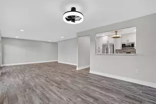 1401 Gulf Blvd, Clearwater, FL 33767 - Photo 9