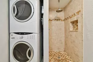 3901 N Ola Ave, Tampa, FL 33603 - Photo 11