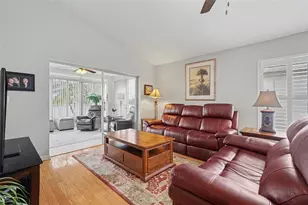 10926 Collar Dr, San Antonio, FL 33576 - Photo 5