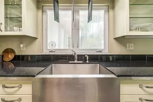 1399 Embassy Dr, Clearwater, FL 33764 - Photo 29