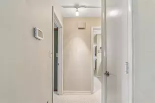 1399 Embassy Dr, Clearwater, FL 33764 - Photo 31