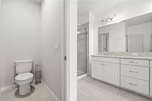 1066 Amber Leaf Trl, Wesley Chapel, FL 33544 - Photo 13