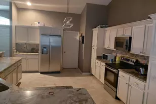 11382 Mahopac Rd, Weeki Wachee, FL 34614 - Photo 7